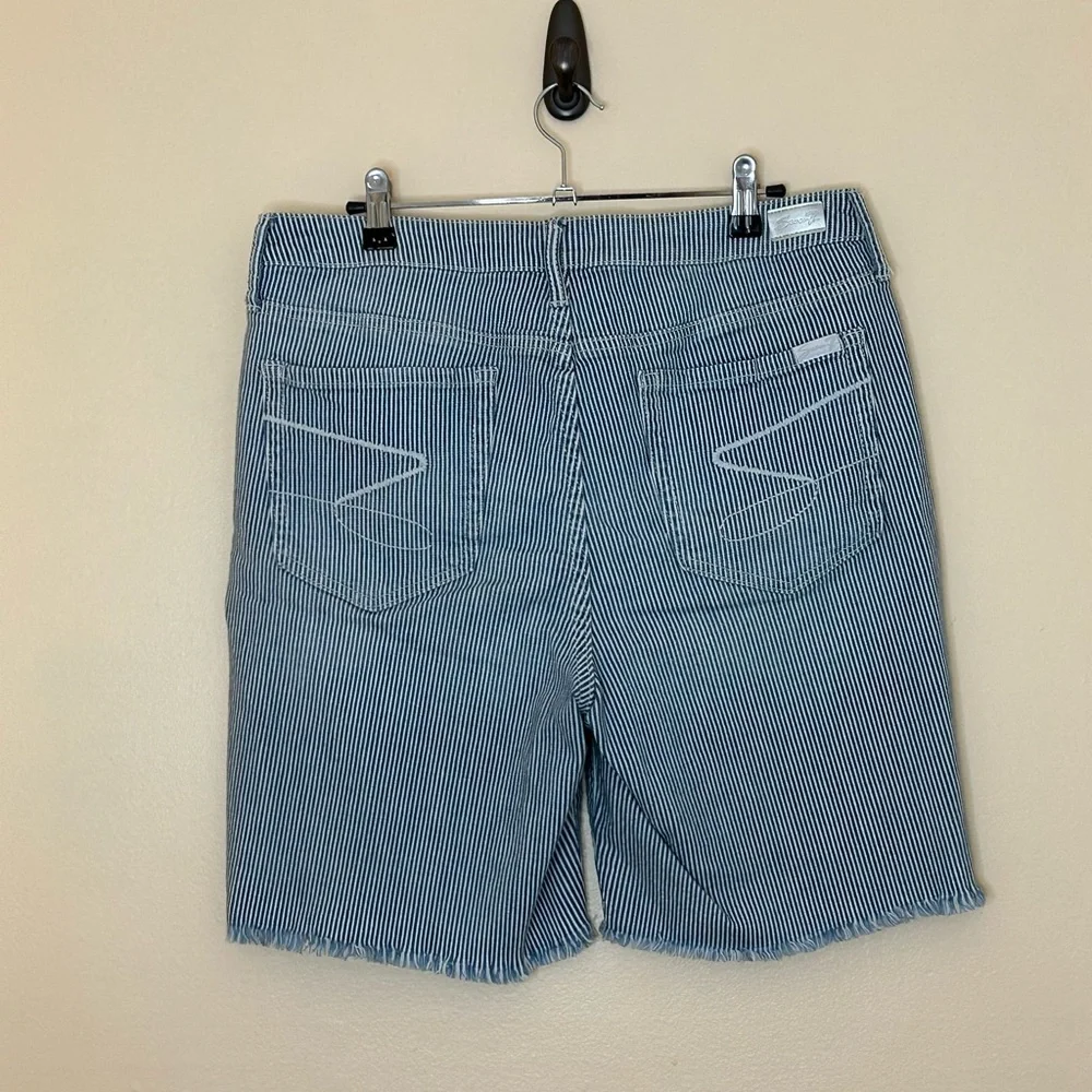 Seven7 sunset Bermuda striped size 14 - Picture 5 of 5